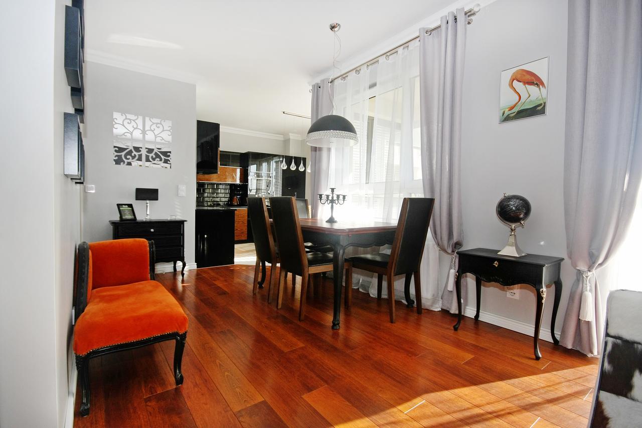 Livin Apartments Santocka