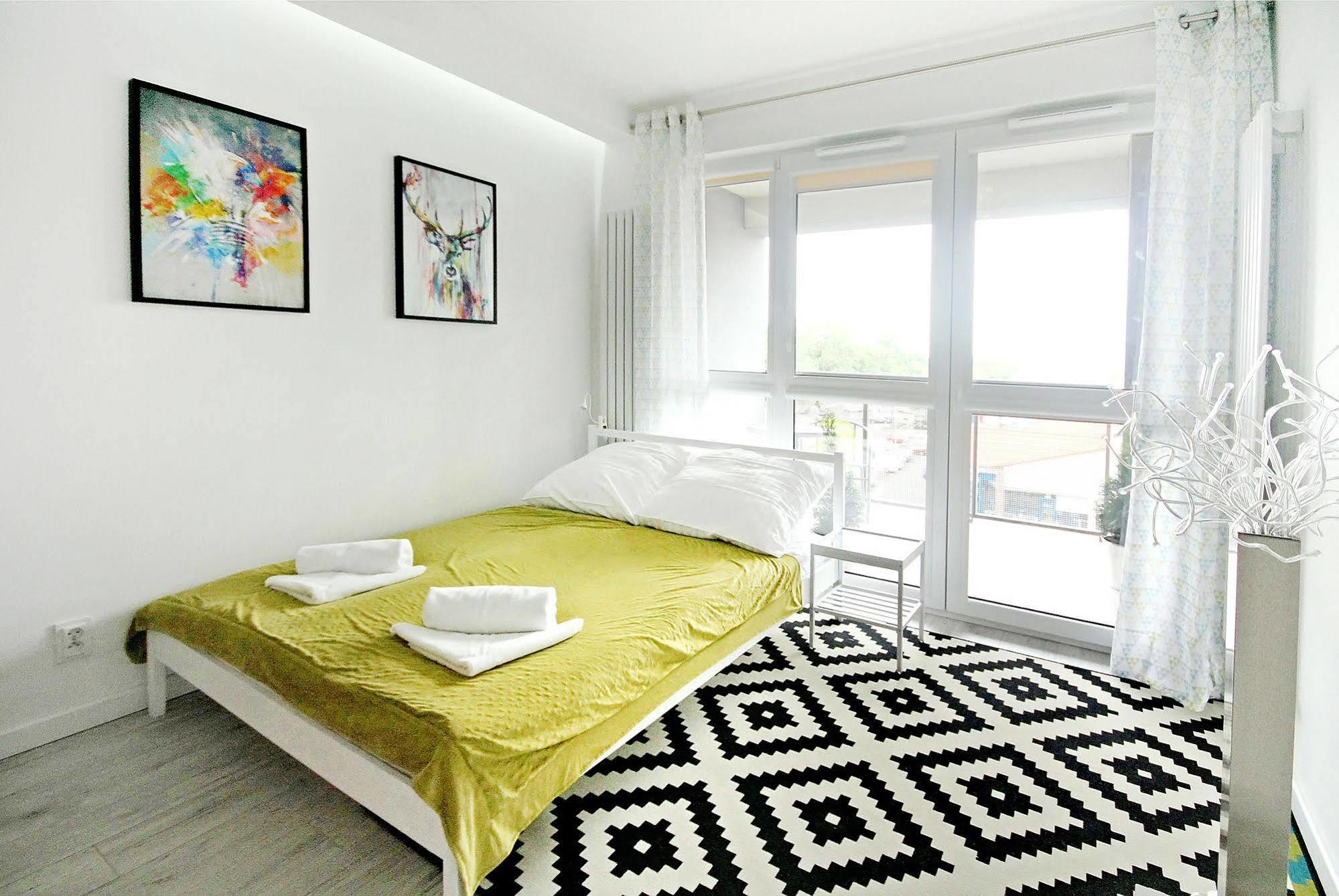 Apartment Livin Apartments Santocka